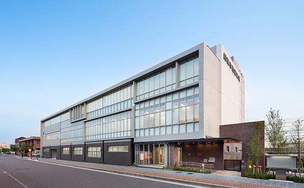 船橋市西図書館 船橋市西図書館